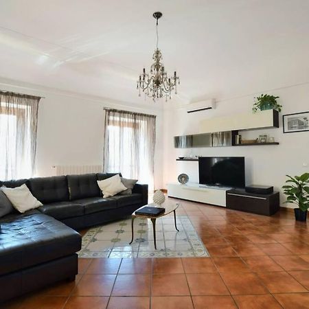 شقة Iflat Casa Teso Con Terrazza Sui Tetti باليرمو المظهر الخارجي الصورة