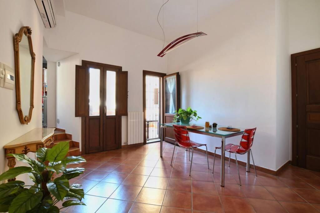 شقة Iflat Casa Teso Con Terrazza Sui Tetti باليرمو المظهر الخارجي الصورة